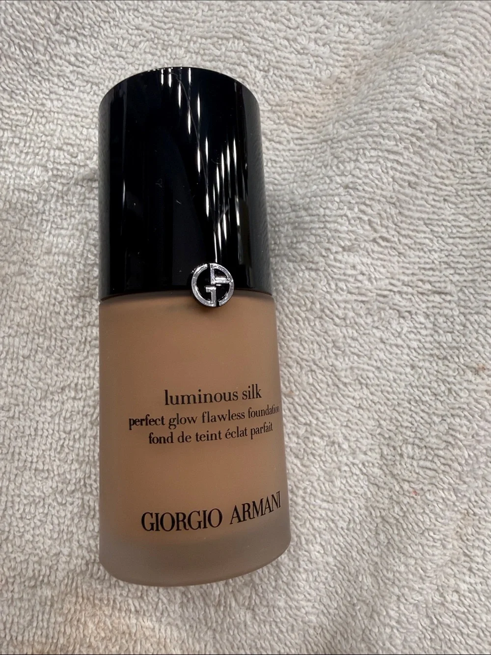 New in box, Giorgio Armani Luminous Silk Foundation. Color 7.
